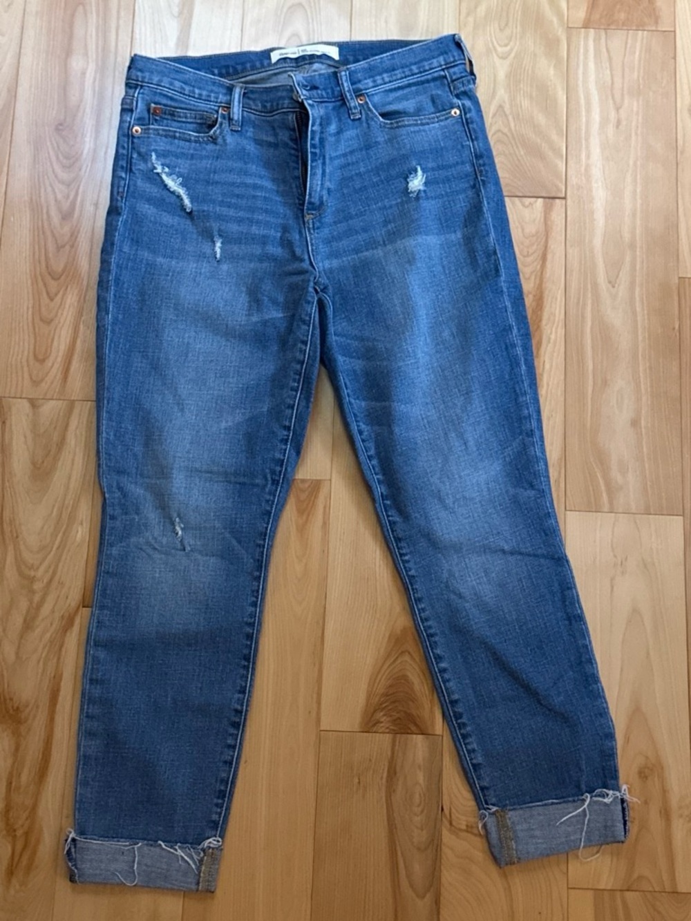 Gap Women’s Distressed Blue Jeans